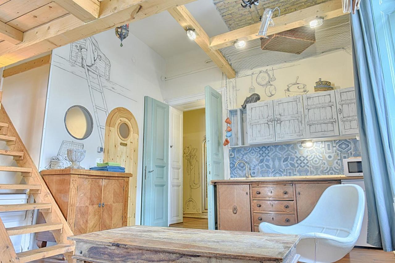 Lavender Circus Hand Drawn Apartments Βουδαπέστη Εξωτερικό φωτογραφία